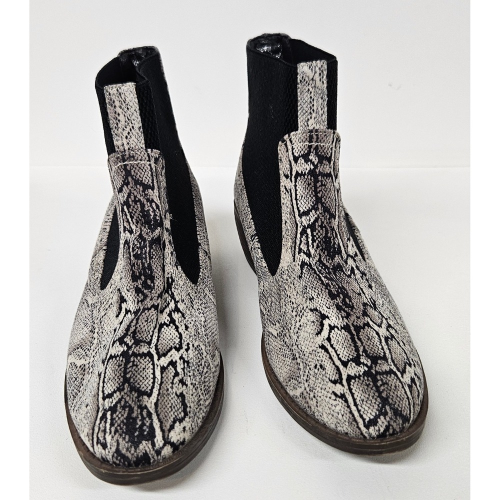 Boutique by Corkys Hanover Snakeskin Ankle Boots Grey Black Pointed Toe Size 10
